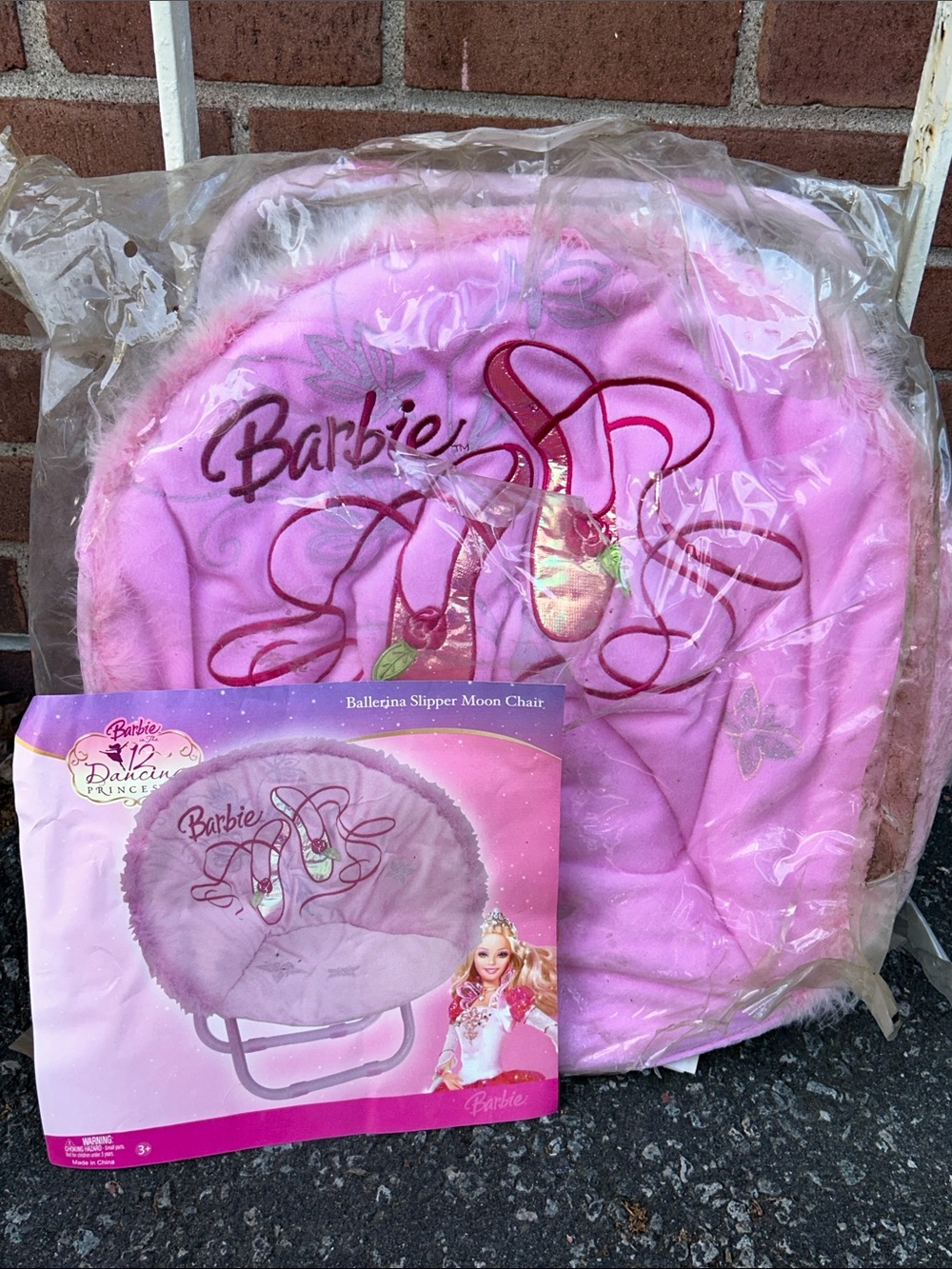 Barbie Pink Ballerina Moon Chair with Slipper Design - Vintage Brand New